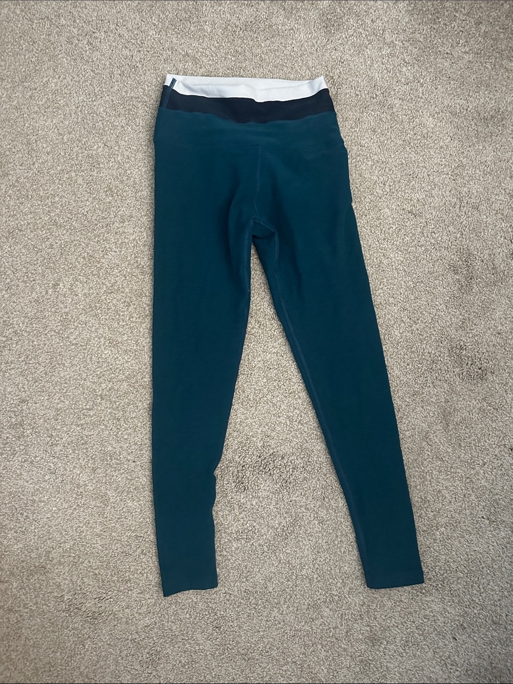 Beyond Yoga Teal Leggings with Black and White Waistband